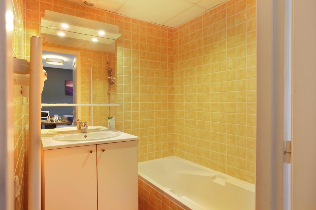 Residence Odalys La Licorne De Haute Provence Greoux-les-Bains ภายนอก รูปภาพ