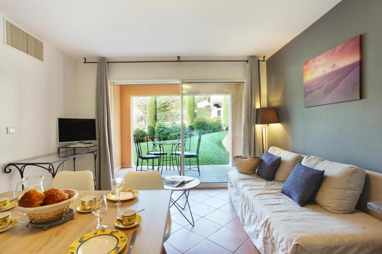 Residence Odalys La Licorne De Haute Provence Greoux-les-Bains ภายนอก รูปภาพ